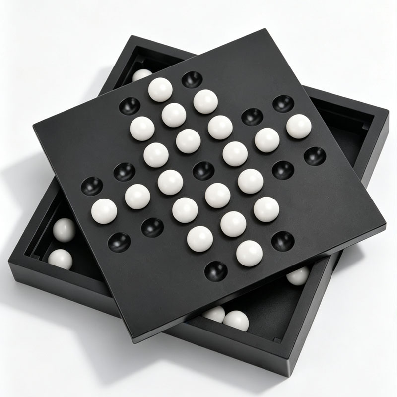 Board Game Strategi - Europejska klasyczna gra w szachy, solitaire,